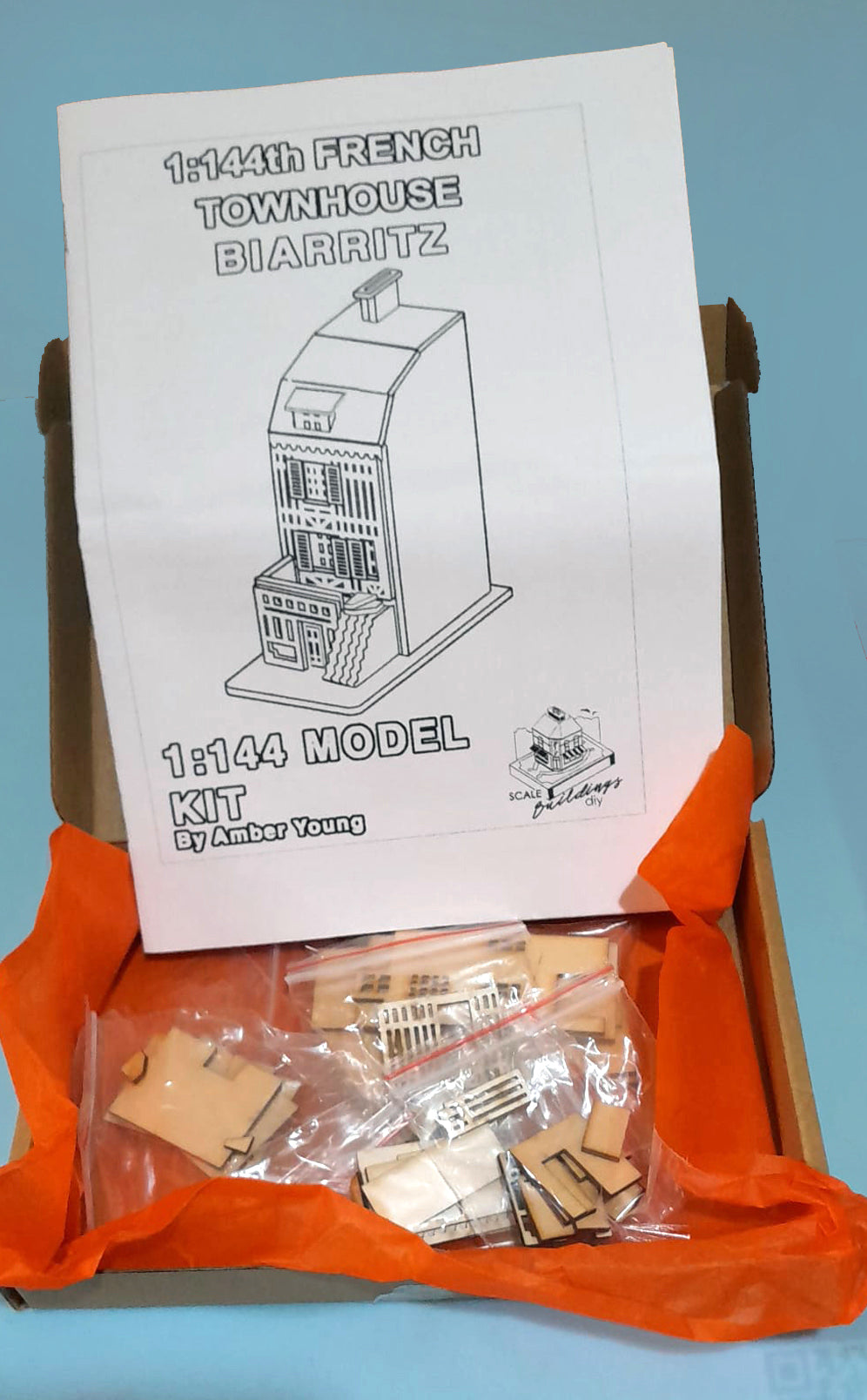 1:144th BIARRITZ miniature townhouse dollshouse kit model
