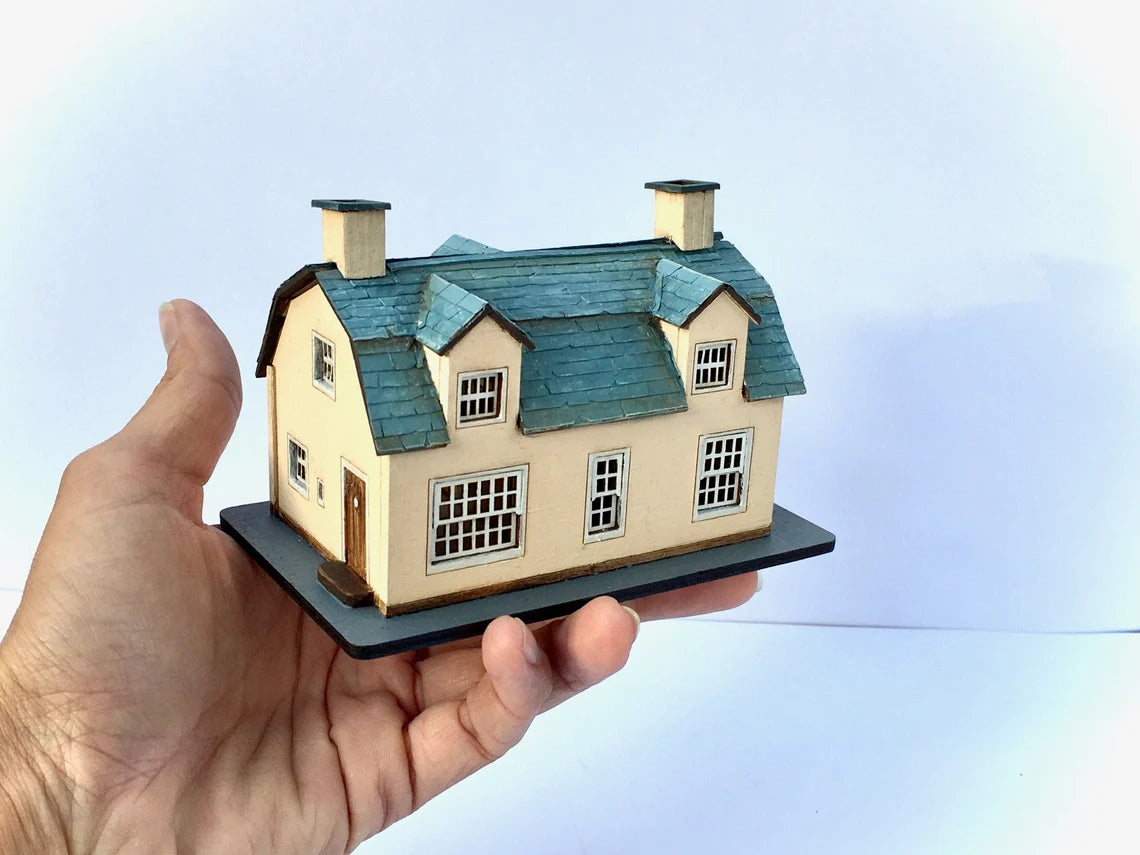 1/144 DOLLHOUSE MINIATURE Ploughmans farmhouse kit model easy wood craft gift 1:144 micro tiny house