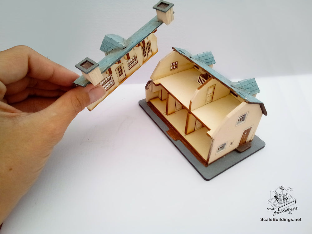 Finished Model in 1:144th scale: Ploughmans Inn