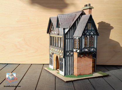 1:48th Elizabeth Manor - Elizabethan quarter Scale dolls house miniature.
