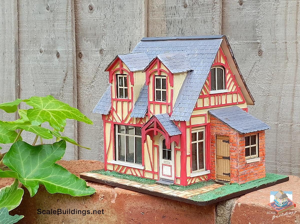 Quarter scale DEAUVILLE HOUSE 1:48th Doll's House Miniature Kit
