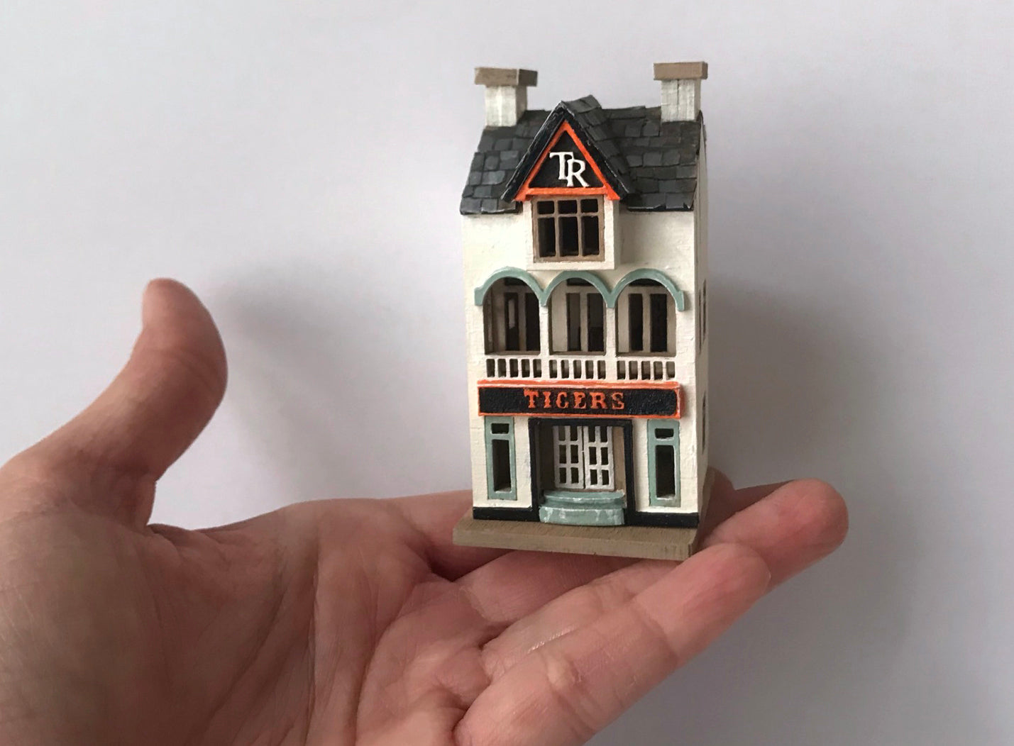 1:144th Tiger Tea room Victorian style miniature Dollshouse laser cut house kit